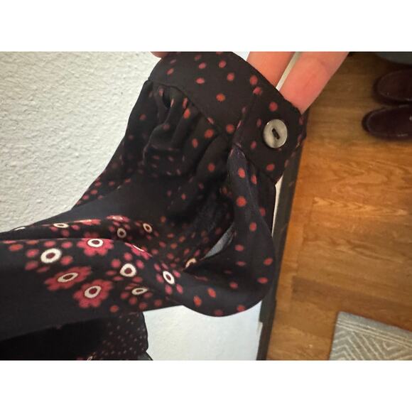 Brooks Brothers silk blouse - Picture 3 of 6